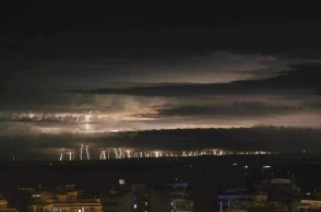 Κεραυνοί πάνω από την Πιερία