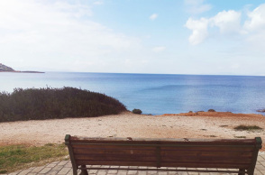 Καβούρι: Ο πεζόδρομος που φτάνει μέχρι το καλοκαίρι