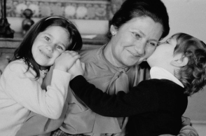 Σιμόν Βέιλ: Μια γυναίκα σύμβολο