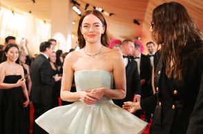 H Emma Stone με custom made Louis Vuitton 