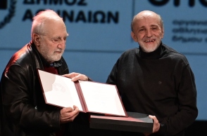 Το μεγάλο βραβείο θεάτρου κέρδισε ο Μάνος Βακουσης για την παράσταση «Ο Επισκέπτης».