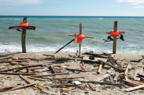 Το 2023 καταγράφηκε ως η πιο θανατηφόρα χρονιά για μετανάστες με σχεδόν 8.600 θανάτους