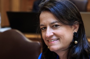 Η υπουργός Εσωτερικών, Νίκη Κεραμέως