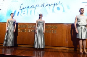 Κάποιος μπέρδεψε την τελετή αφής της Ολυμπιακής Φλόγας με τη Γιουροβίζιον