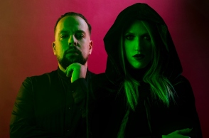 Saturday Night Satan: Ο Δημήτρης Κότσης και η Kate Soulthorn μιλούν για το πρώτο άλμπουμ του occult rock σχήματος.