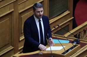 Κατατέθηκε η πρόταση δυσπιστίας από τον Ανδρουλάκη