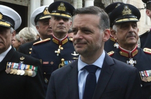 Ο δήμαρχος, οι μπάτσοι και η αφισορύπανση