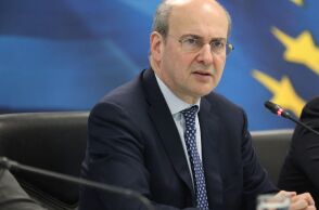 Κωστής Χατζηδάκης: Τα μεγέθη που πιστοποιούν την άνοδο της ελληνικής οικονομίας παρουσίασε ο υπουργός Εθνικής Οικονομίας και Οικονομικών - Κριτική σε ΠΑΣΟΚ.