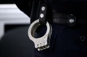 Αλεξανδρούπολη: Σύλληψη 46χρονου εκπαιδευτικού μετά από καταγγελία 17χρονης μαθήτριας για απειλή και προσβολή της γενετήσιας αξιοπρέπειας.