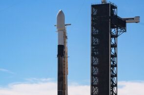 Νότια Κορέα: Η Σεούλ στέλνει δεύτερο στρατιωτικό κατασκοπευτικό δορυφόρο στο Διάστημα - Επιτυχής εκτόξευση από το Τζον Κένεντι. 