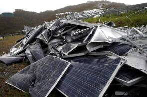 Στους κατασκευαστές το κόστος διάθεσης των αποβλήτων από φωτοβολταϊκά