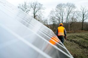 «Φωτοβολταϊκά στο χωράφι»: Από σήμερα η υποβολή αιτήσεων για το πρόγραμμα του υπουργείου Περιβάλλοντος και Ενέργειας - Αναλυτικές πληροφορίες. 