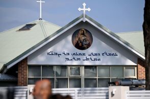 Αυστραλία: Η επίθεση με μαχαίρι σε εκκλησία στο Σίδνεϊ ήταν «τρομοκρατική» ενέργεια, κατά την αστυνομία - Τραυματίστηκε ιερέας, συνελήφθη 15χρονος. 