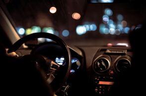 Αυτοκίνητο σε πορεία