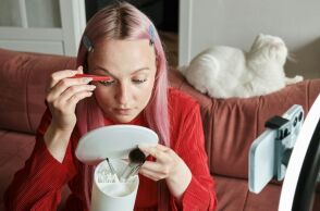 Πανευρωπαϊκός έλεγχος σε 576 influencers για εντοπισμό παραπλανητικών εμπορικών πρακτικών - Στη λίστα και 20 Έλληνες.