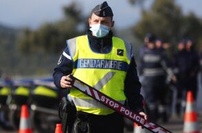 Συναγερμός στη Γαλλία: Η αστυνομία αποκλείει το ιρανικό προξενείο στο Παρίσι - Άνδρας απειλεί να ανατιναχθεί - Οι πρώτες πληροφορίες.