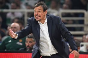 O προπονητής του Παναθηναϊκού, Εργκίν Αταμάν