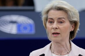 ΕΕ - Ούρσουλα φον ντερ Λάιεν: H Ρωσία αποτελεί υπαρξιακή απειλή όχι μόνο για την Ουκρανία, αλλά και για την Ευρώπη - Η ομιλία στο ευρωκοινοβούλιο. 