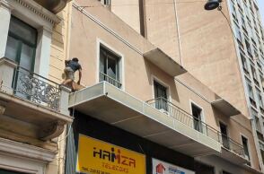 Ομόνοια: Επεισοδιακή καταδίωξη από ταράτσα σε ταράτσα