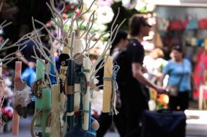 Πάσχα 2024: Εορταστικοί ρυθμοί στην αγορά - Τζίρο άνω του 1,5 δισ. ευρώ προσδοκούν οι έμποροι - Ανοιχτά τα μαγαζιά την Κυριακή. 