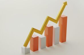 Πρόγραμμα Σταθερότητας: Κατατέθηκε στην Κομισιόν - Ανάπτυξη 2,5% φέτος - Οι δημοσιονομικές προβλέπεις για το 2024 και το 2025.