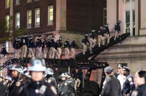 Η αστυνομία εκκένωσε την κατάληψη στο πανεπιστήμιο Κολούμπια - Δεκάδες συλλήψεις φοιτητών