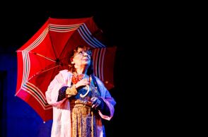 Η Άννα Παναγιωτοπούλου