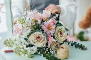 Ποιοι γιορτάζουν σήμερα 7 Μαΐου 2024. Το εορτολόγιο της Athens Voice σου τους θυμίζει. Μην ξεχάσεις να τους δώσεις τις καλύτερες ευχές σου!