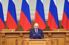 Ρωσία: Ο πρόεδρος Πούτιν ζήτησε τη διεξαγωγή στρατιωτικών γυμνασίων που θα περιλαμβάνουν εξάσκηση στη χρήση τακτικών πυρηνικών όπλων.