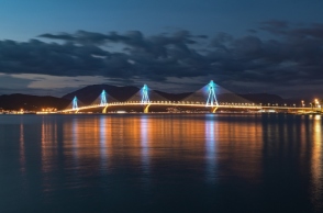  Ημέρα της Ευρώπης: Φωταγώγηση της Γέφυρας Ρίου Αντιρρίου