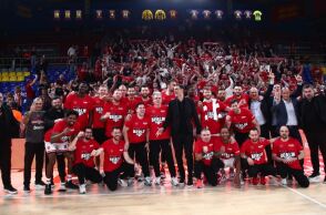 Ο Oλυμπιακός δεν ήταν απλά ομάδα, ήταν ΟΜΑΔΑ