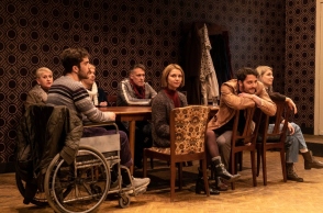 Κερδίστε 15 διπλές προσκλήσεις για την πρεμιέρα της θεατρικής παράστασης «Σ’ εσάς που με ακούτε»