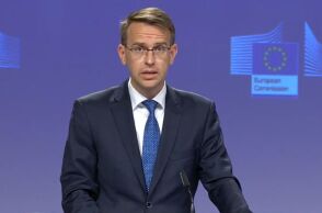 Η Κομισιόν καλεί τις νεοεκλεγμένες Αρχές της Βόρειας Μακεδονίας να συνεχίσουν να πείθουν ότι είναι αφοσιωμένες στο ευρωπαϊκό μέλλον της χώρας τους.