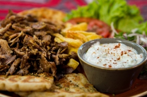 Πού θα βρεις τα πιο rock σουβλάκια και κρέατα στην Αθήνα