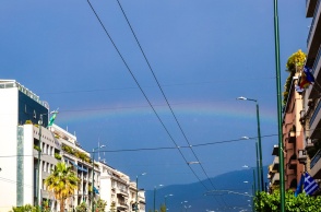 Ουράνιο τόξο στον ουρανό της Αθήνας