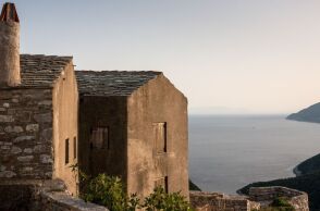 Αλόννησος: Αφιέρωμα στη βρετανική Mirror εκθειάζει το ελληνικό νησί - Πανέμορφος προορισμός χωρίς πλήθη τουριστών - Τι αναφέρει το άρθρο. 