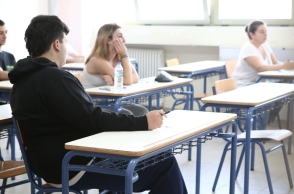 Πανελλήνιες 2024: Αντίστροφα μετρούν οι μαθητές - To πρόγραμμα