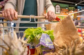 ΙΕΛΚΑ: Πιο φθηνό το μέσο ελληνικό καλάθι προϊόντων σούπερ μάρκετ από Γαλλία, Αγγλία, Ιταλία, Ισπανία, Πορτογαλία, Γερμανία και Ρουμανία