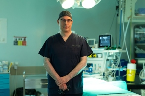 Ο καθηγητής χειρουργικής Γιώργος Σωτηρόπουλος