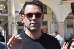 Τι θέλει να κρύψει ο Κασσελάκης;