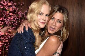 Τζένιφερ Άνιστον: Η δυνατή φιλία που συνδέει τη Νικόλ Κίντμαν - Συνδέονται από το 2005 - Η σημασία αλληλοϋποστήριξης των γυναικών στη βιομηχανία του θεάματος.