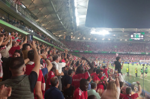 Ολυμπιακός: Ένα κόκκινο ποτάμι στην πιο μεγάλη νύχτα