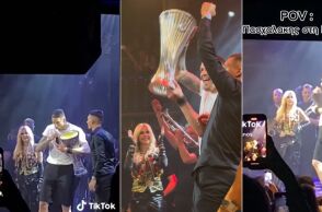 Άννα Βίσση: Τρόλαρε τους παίκτες του Ολυμπιακού - Γιόρτασαν την κατάκτηση του Conference League στο κέντρο που εμφανίζεται και έβαλε τον ύμνο του Παναθηναϊκού.