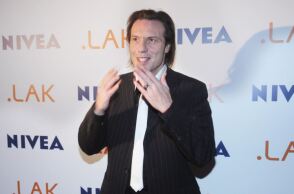 Ο Στράτος Τζώρτζογλου