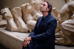 Νυχτερινός Εκφωνητής: Ο Ρένος Χαραλαμπίδης γράφει στην Athens Voice για τη νέα ταινία του και μοιράζεται backstage στιγμές και εικόνες από τα γυρίσματά της στην Αθήνα.