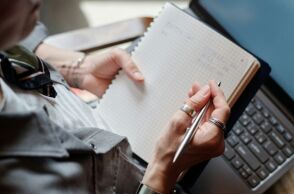 ΔΥΠΑ: Από σήμερα 17 Ιουνίου οι αιτήσεις για τις 50 Επαγγελματικές Σχολές (ΕΠΑΣ) Μαθητείας - Αμειβόμενη και ασφαλισμένη μαθητεία σε 37 ειδικότητες αιχμής.