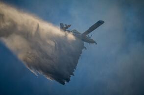 pyrosvestiko-aeroplano