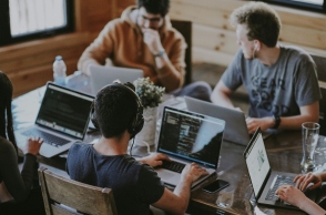 Αγίου Πνεύματος 2024: Πώς αμείβονται οι μισθωτοί στον ιδιωτικό τομέα