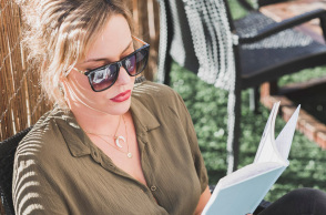 8 βιβλία αστυνομικής λογοτεχνίας για το καλοκαίρι