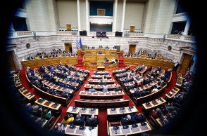 Περιμένοντας το rebranding